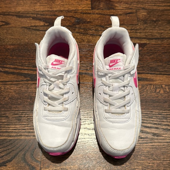 Nike Air Max White and Pink Sneakers youth size 3 - Picture 1 of 11